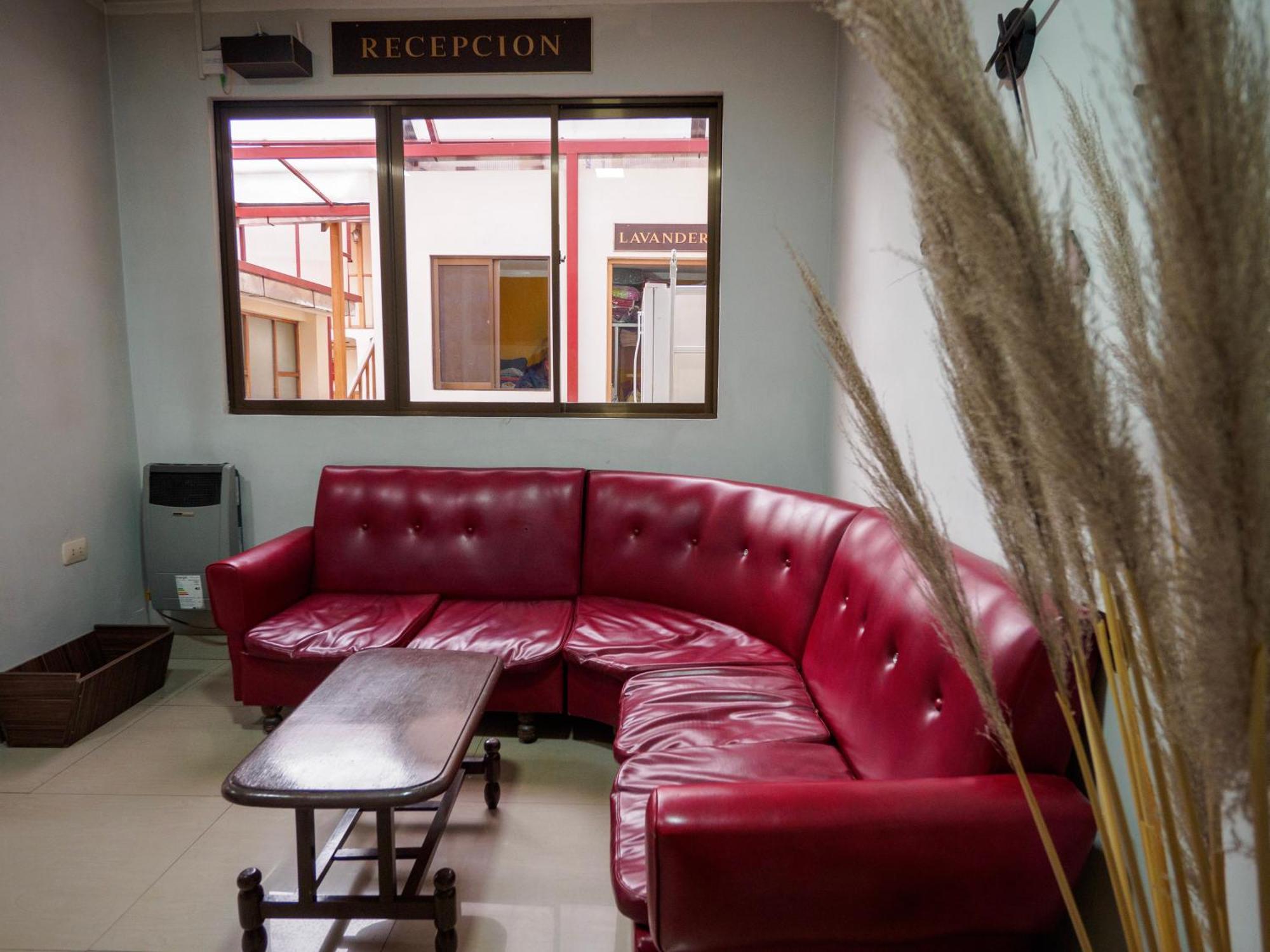 Los Faroles Hostal Potosí المظهر الخارجي الصورة